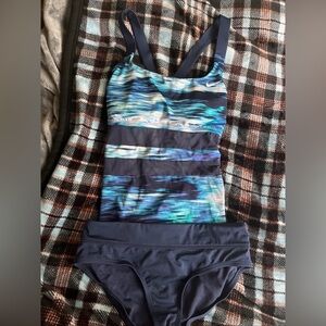 Small Nike two piece, bathing suit